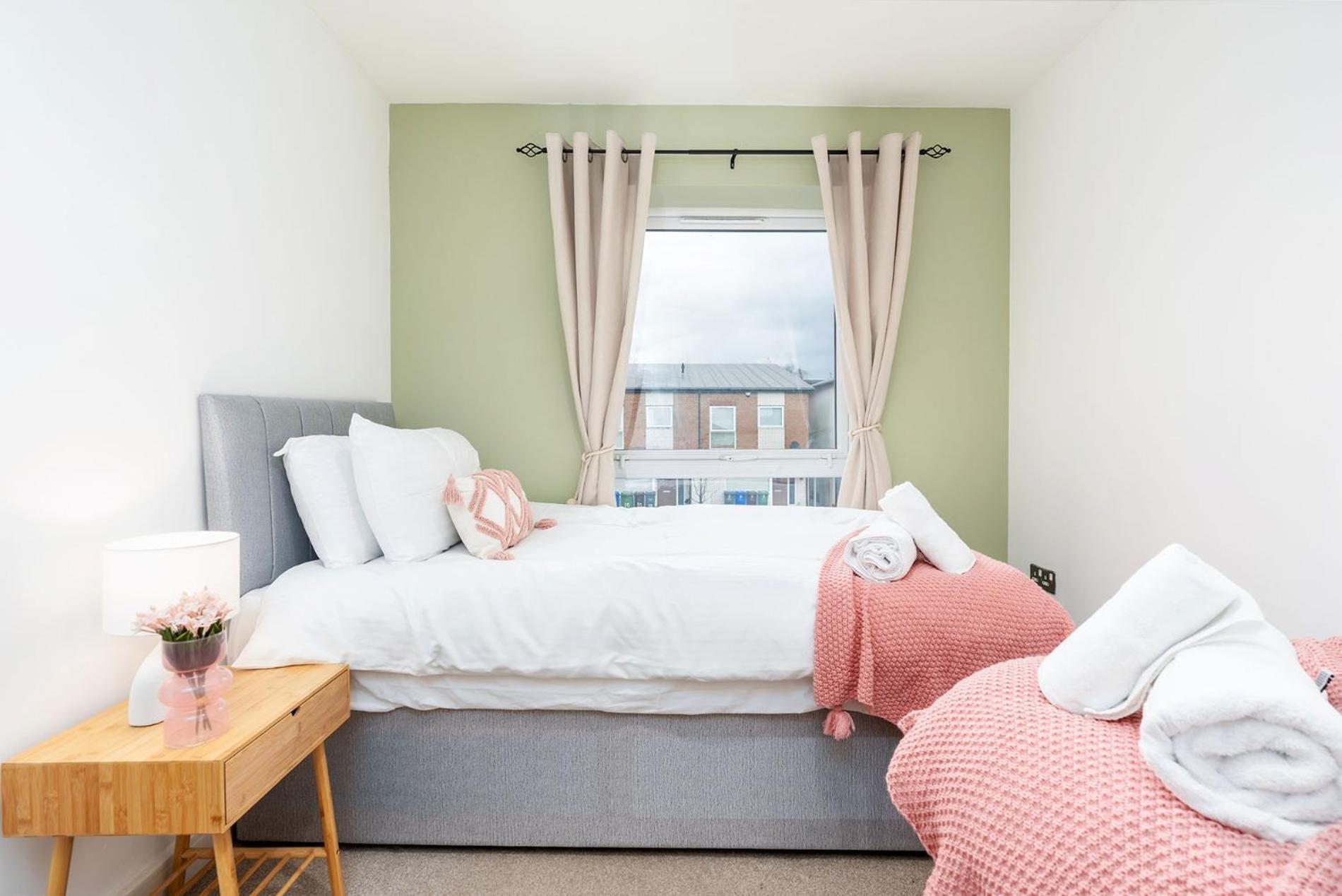 6 Guests - 3 Bedrooms - Free Wi-fi - Casa de férias